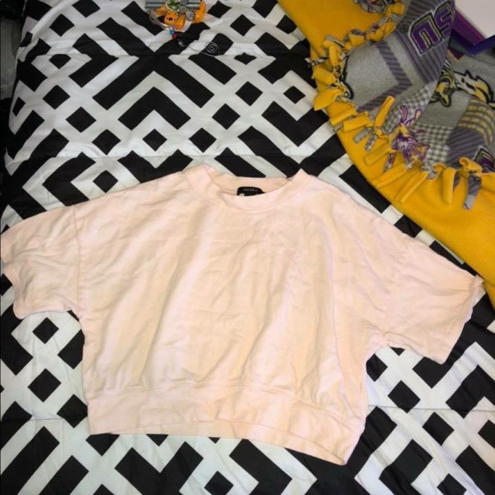 2 rue 21 crop tops